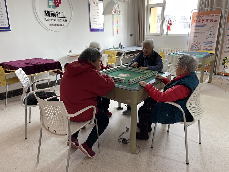 银发无忧，乐在“棋”中